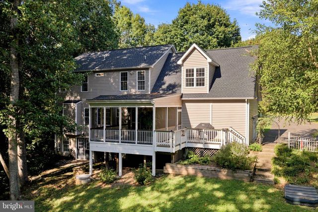 7908 S WOODS DR, Fredericksburg, VA 22408