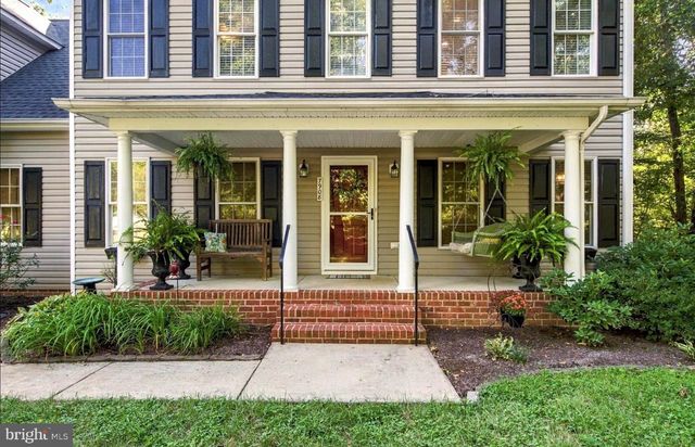7908 S WOODS DR, Fredericksburg, VA 22408