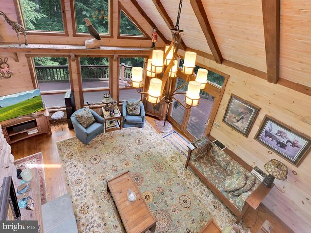 506 HEMLOCK LN, Lebanon, PA 17042