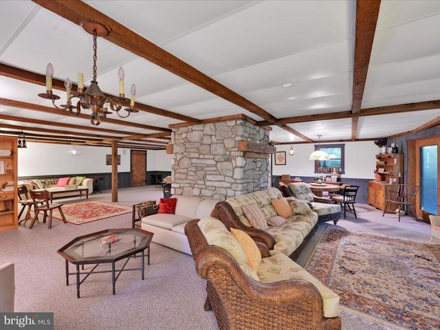 506 HEMLOCK LN, Lebanon, PA 17042