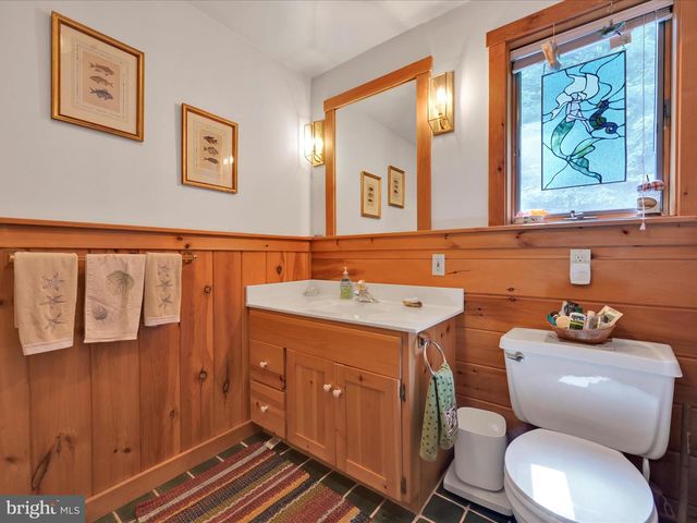 506 HEMLOCK LN, Lebanon, PA 17042