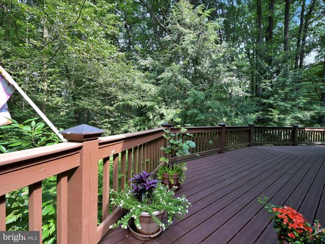 506 HEMLOCK LN, Lebanon, PA 17042