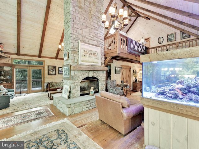 506 HEMLOCK LN, Lebanon, PA 17042