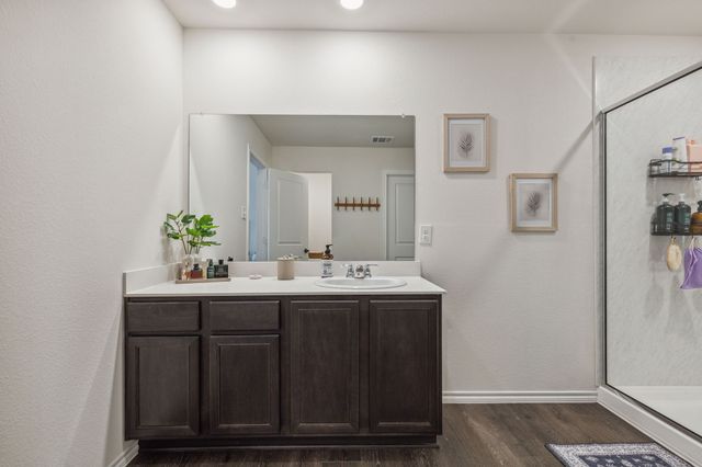 3012 GLAZNER Drive, Mesquite, TX 75126