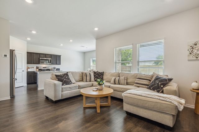 3012 GLAZNER Drive, Mesquite, TX 75126