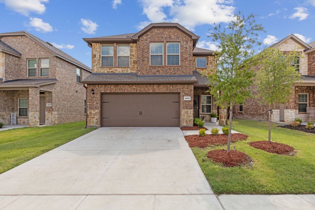 3012 GLAZNER Drive, Mesquite, TX 75126