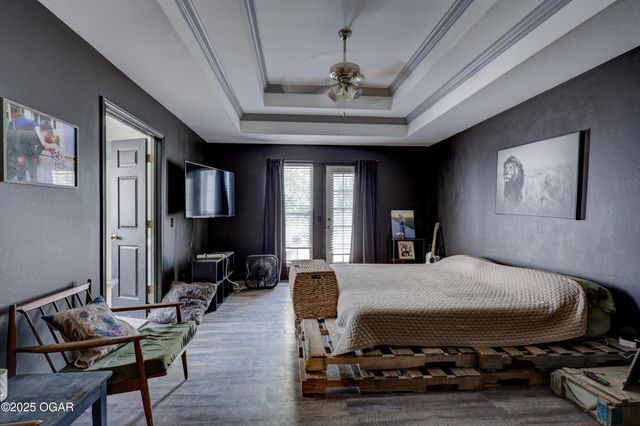 825 Colonial Drive, Webb City, MO 64870