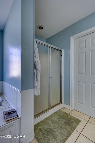 825 Colonial Drive, Webb City, MO 64870