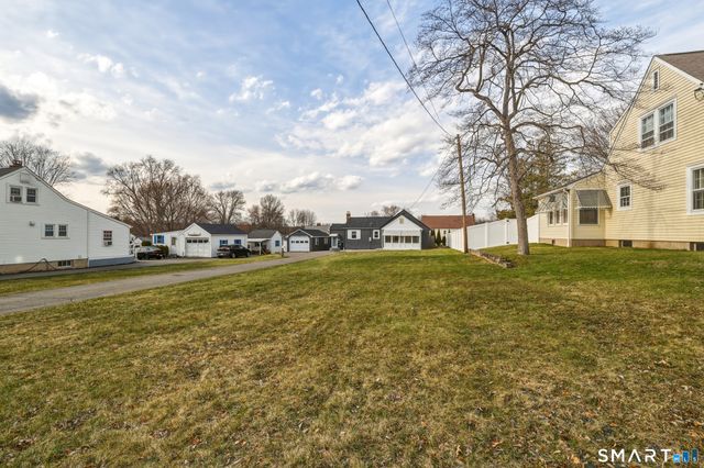 140 Camp Avenue, Newington, CT 06111