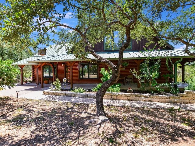 254 MIDDLETON RD, Spicewood, TX 78669