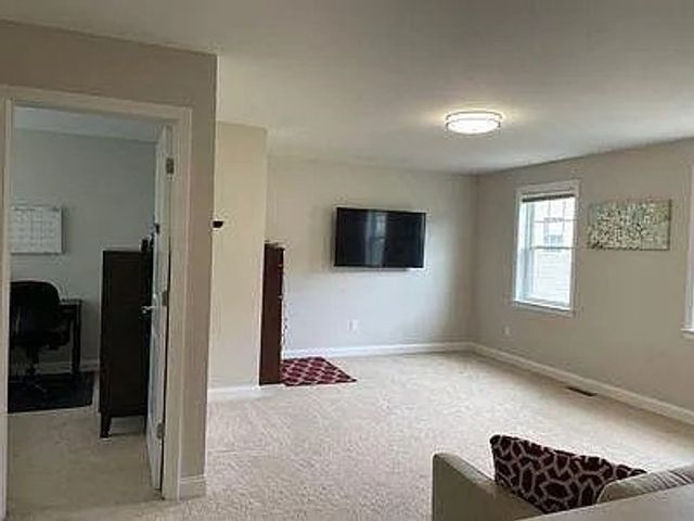 16 Juniper Hill Road, Westford, MA 01886