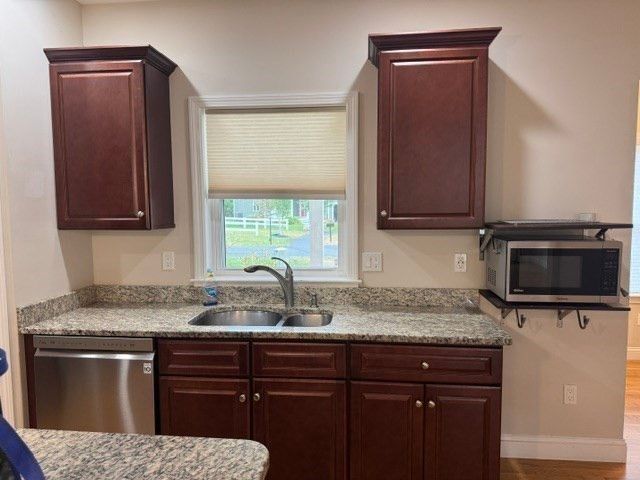 16 Juniper Hill Road, Westford, MA 01886