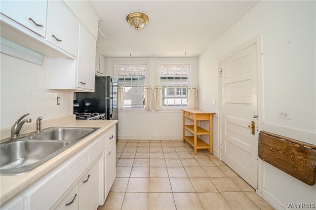346 Woodward Avenue, Buffalo, NY 14214