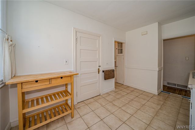 346 Woodward Avenue, Buffalo, NY 14214