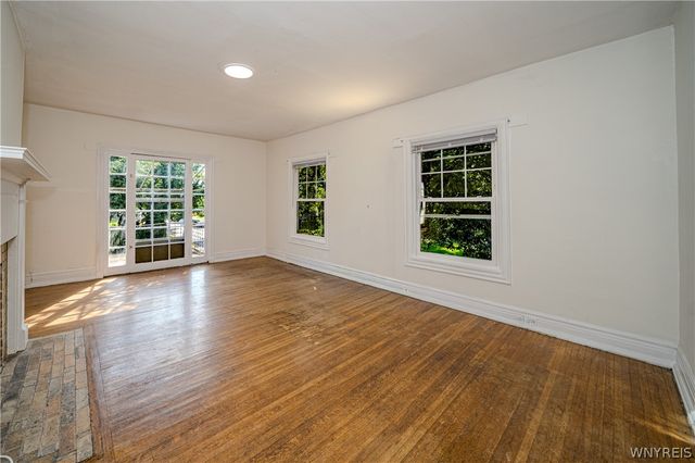 346 Woodward Avenue, Buffalo, NY 14214