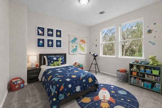 4943 Leamathew Street, Houston, TX 77045