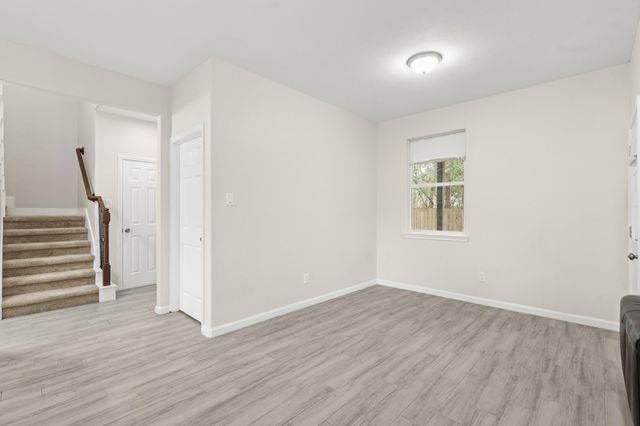 4943 Leamathew Street, Houston, TX 77045