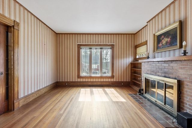 49 Lincoln Ave, Orange, MA 01364