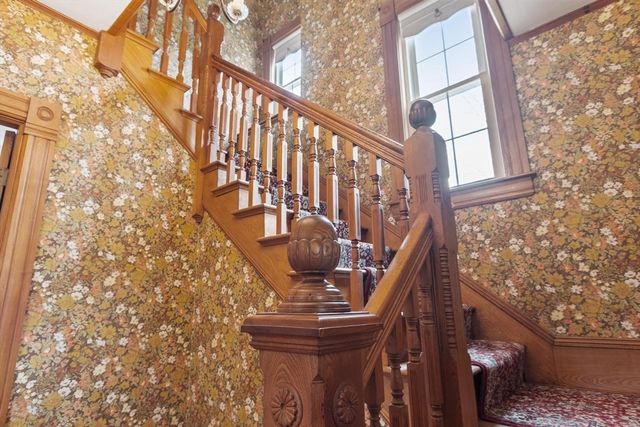 49 Lincoln Ave, Orange, MA 01364