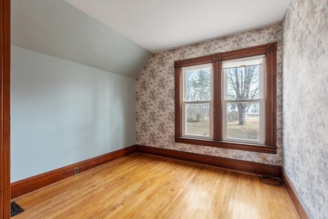 49 Lincoln Ave, Orange, MA 01364