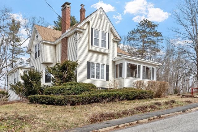 49 Lincoln Ave, Orange, MA 01364