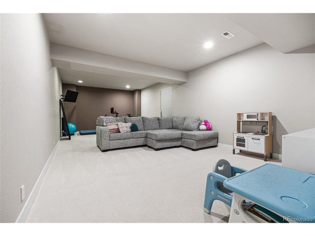 2859 Lima St, Denver, CO 80238