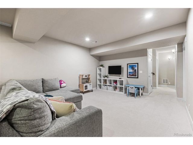 2859 Lima St, Denver, CO 80238