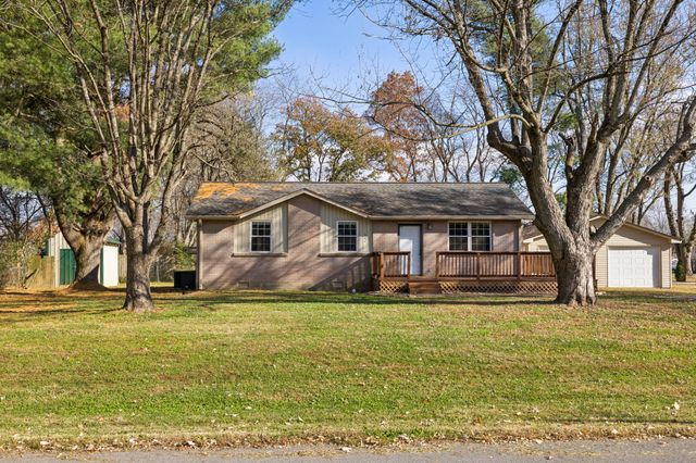202 Austin Drive, Portland, TN 37148