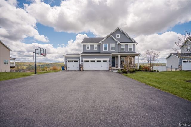 5547 Rolling Meadows, Camillus, NY 13031