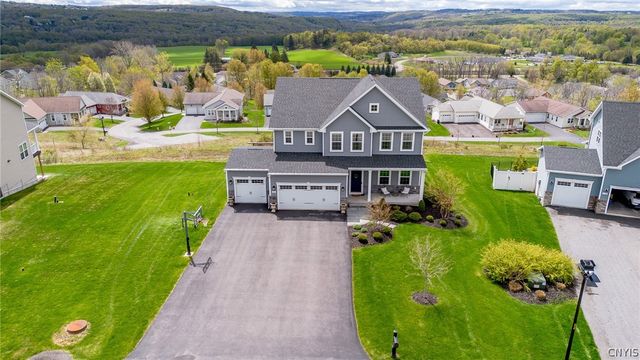 5547 Rolling Meadows, Camillus, NY 13031