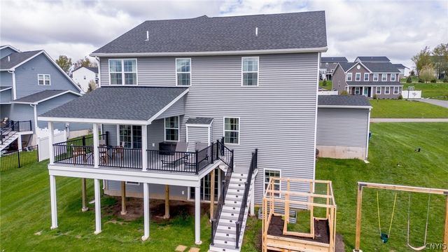 5547 Rolling Meadows, Camillus, NY 13031