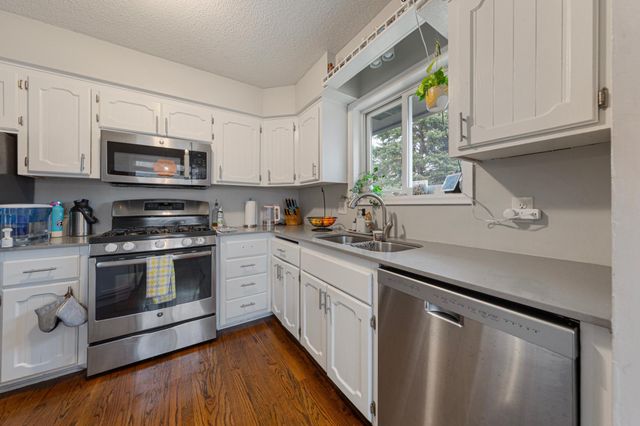 7937 Grinnell Way, Lakeville, MN 55044