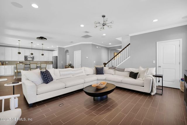 62 LACAILLE Avenue, Jacksonville, FL 32259