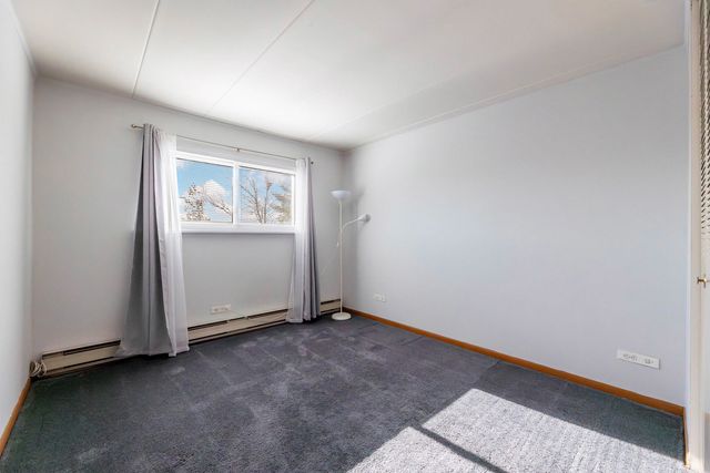 10117 S Cicero Avenue 206, Oak Lawn, IL 60453