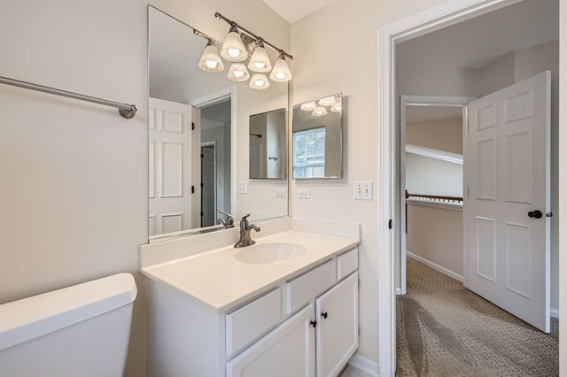 1208 Darnell Drive, Mundelein, IL 60060