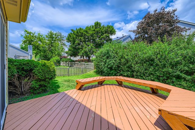 1208 Darnell Drive, Mundelein, IL 60060