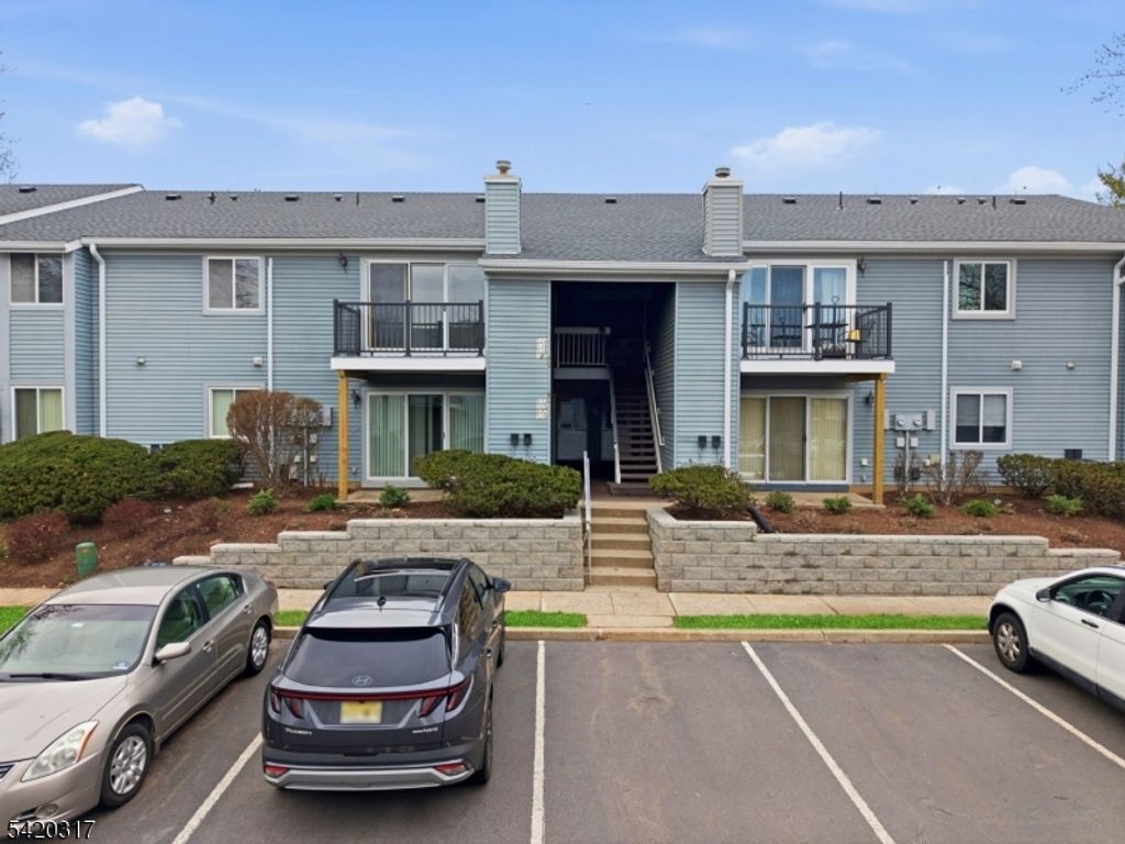 114 Henley Dr 114, Franklin Twp., NJ 08873