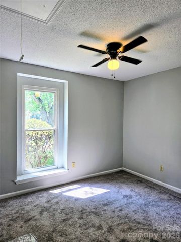 11318 Treebark Drive, Pineville, NC 28134
