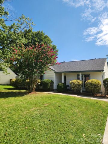 11318 Treebark Drive, Pineville, NC 28134