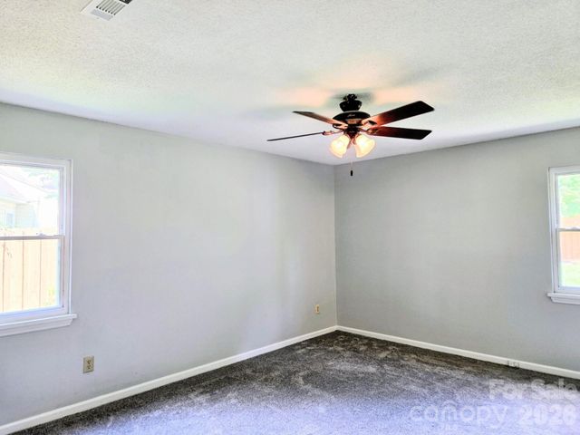 11318 Treebark Drive, Pineville, NC 28134