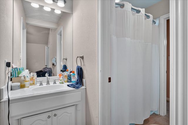 197 Deer Creek Drive, Aledo, TX 76008