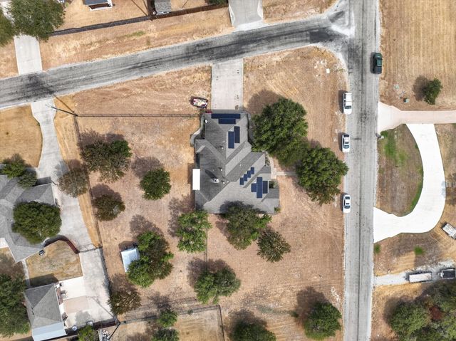 197 Deer Creek Drive, Aledo, TX 76008