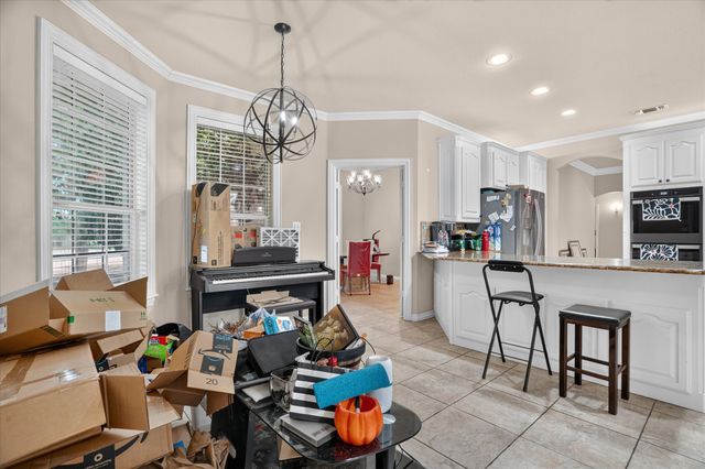 197 Deer Creek Drive, Aledo, TX 76008