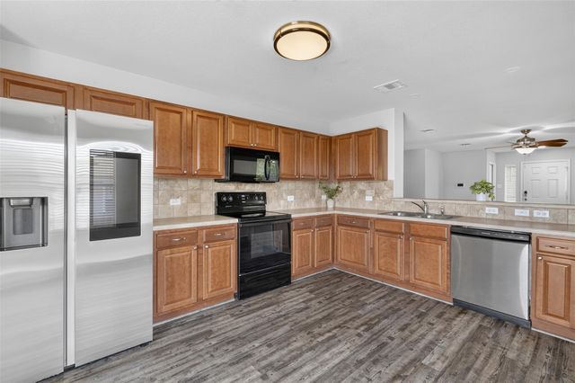 313 Wimberley ST, Hutto, TX 78634