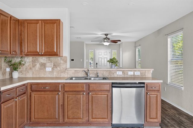 313 Wimberley ST, Hutto, TX 78634
