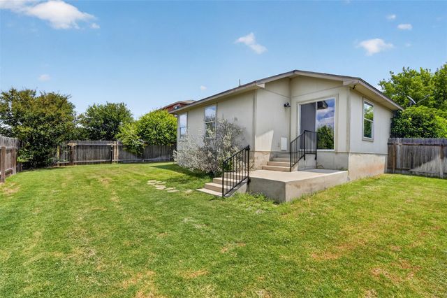 313 Wimberley ST, Hutto, TX 78634