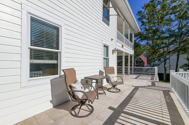 1527 Macoma Drive, Mount Pleasant, SC 29466