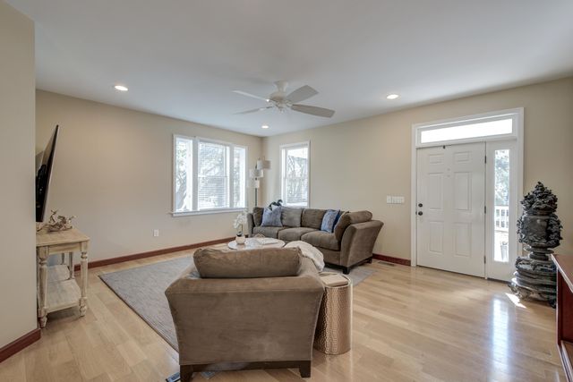 1527 Macoma Drive, Mount Pleasant, SC 29466