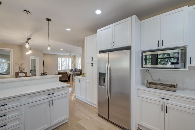 1527 Macoma Drive, Mount Pleasant, SC 29466