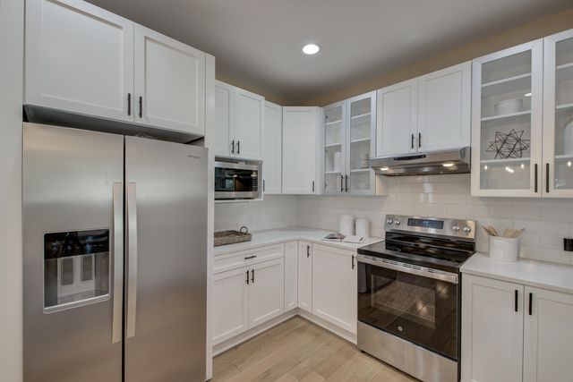 1527 Macoma Drive, Mount Pleasant, SC 29466